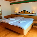 Szálloda Madrisa
