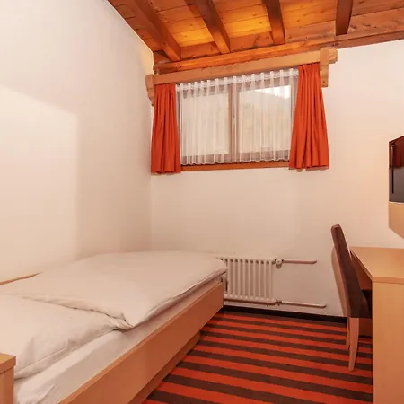 Hotel Madrisa 3*
