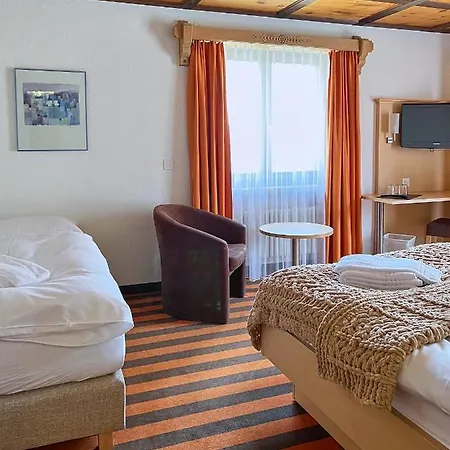 Madrisa Hotel 3*