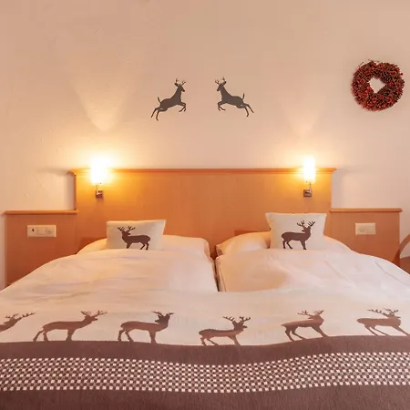 Madrisa 3*