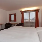 Hotel Madrisa 3*